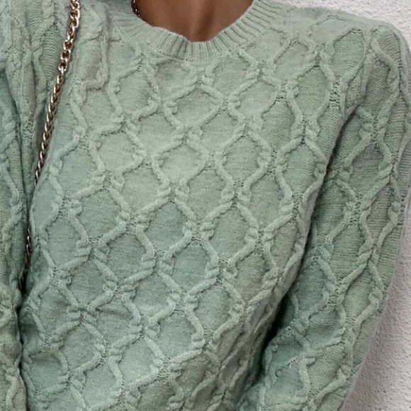 green textured pattern sweater trending fall winter chic casual - Picture 6 of 6